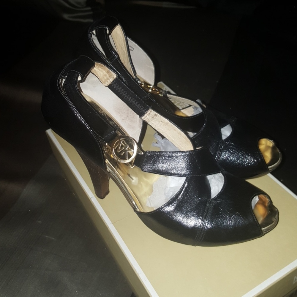 Michael Kors fulton cross strap